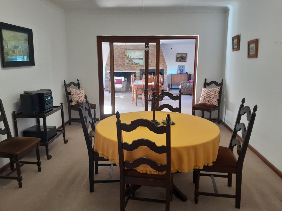 4 Bedroom Property for Sale in Gansbaai Central Western Cape